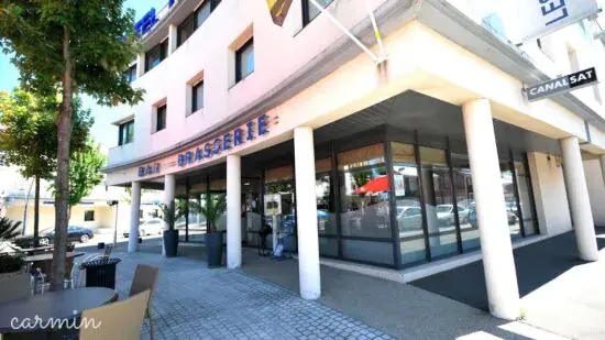 Logis Hôtel de Loire Rest. les Bateliers