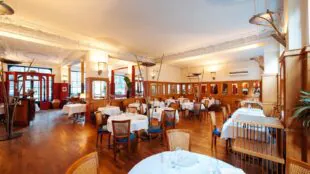 Macéo Restaurant, Bar & Cave à Vins