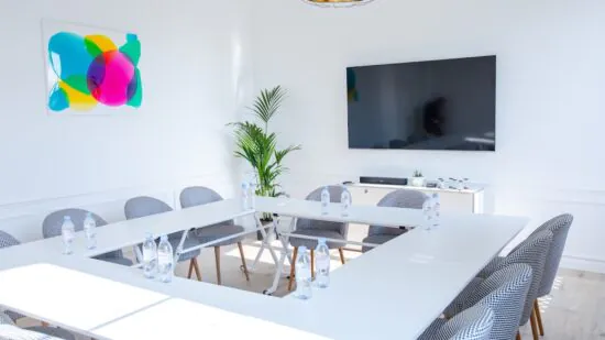 L'APPARTEMENT - Salle de réunion