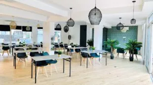 LE 58 MEETING PLACE