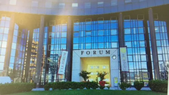 Centre d'Affaires A à Z - Location de bureaux et salle de réunion pour professionnels à Lyon 3 Part Dieu