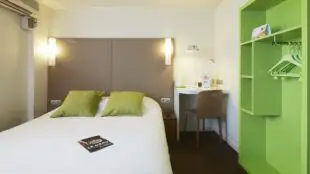Hôtel Restaurant Campanile Dijon Est - Saint-Apollinaire