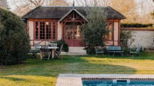 Positive Cottage