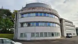 WORK IN TOP, espace de coworking, location de salles de réunion et bureaux à Carquefou Nantes