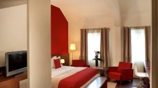 Les Pléiades Hôtel-Spa-Restaurant