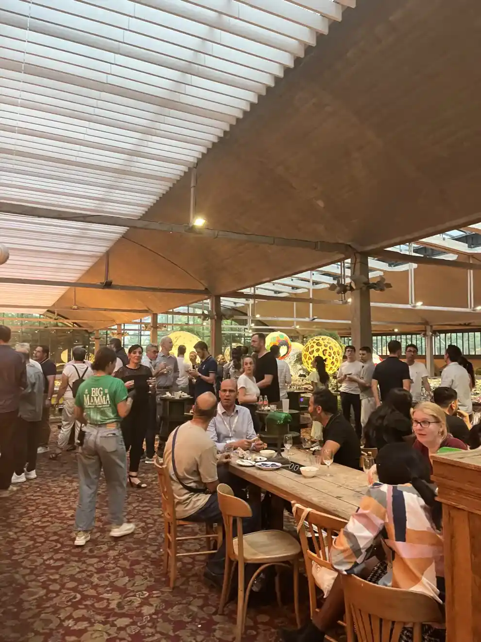 Soirée privée à La Felicità – tables et convivialité