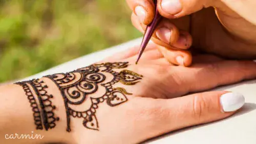 Tatouage au henné traditionnel - Tatouage au henné traditionnel